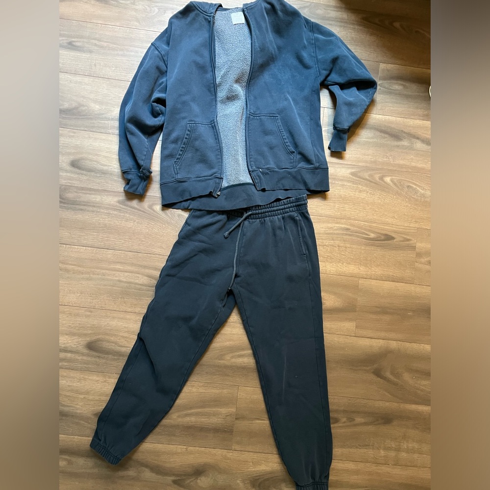 Aritzia TNA Cozy Fleece Boyfriend Zip Hoodie and Joggers- Navy Blue Size M